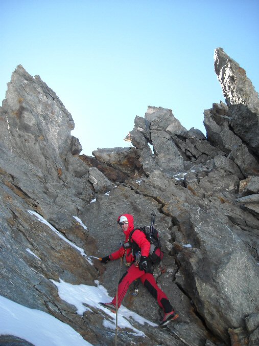 Arete du Soleil (31b).jpg - Un bon piolet est toujours utile en mixte